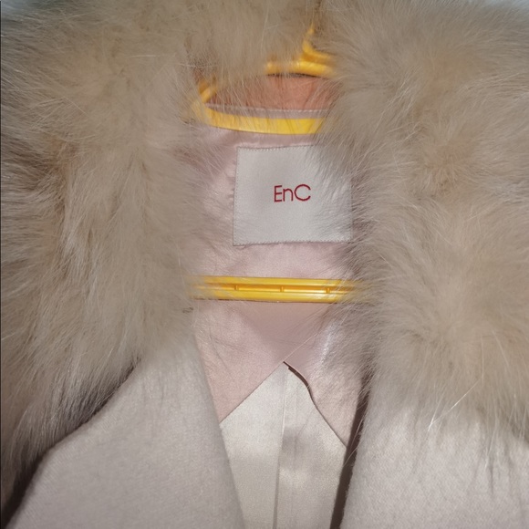 Enc coat - Picture 3 of 9